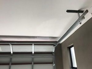 How to fix a damaged ceiling