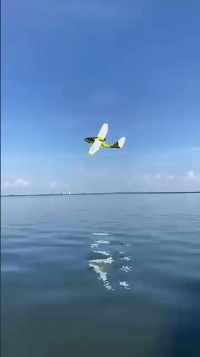 Without a doubt, alongside takes full advantage of flying the ICON A5 over Florida’s most iconic