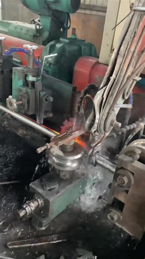 Pipe making machine#Pipe making machine