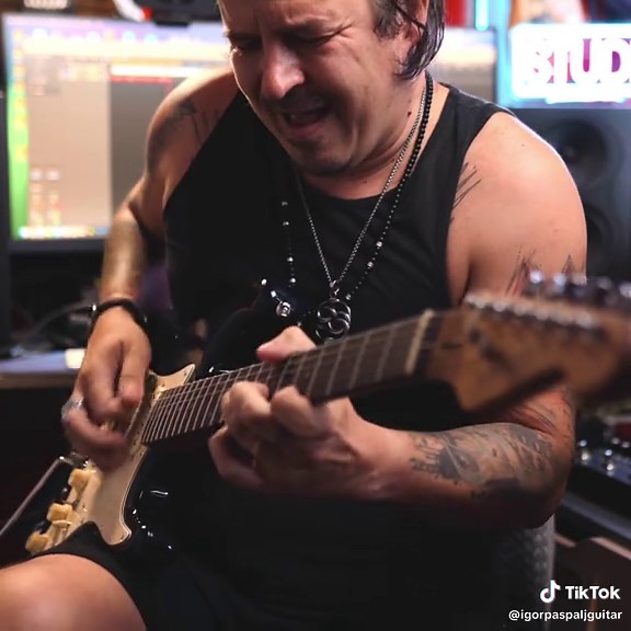 🔥Rock Ballad Guitar Solo #guitartok #guitarra #guitar #guitarist #guitarsolo