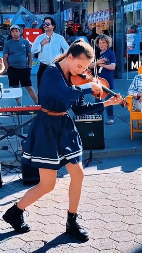 Karolina Protsenko is playing with her Mom - Violin and Piano Cover" #youtubeshorts #piano #music