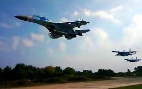 超低空飞行视频集锦：没有最低只有更低