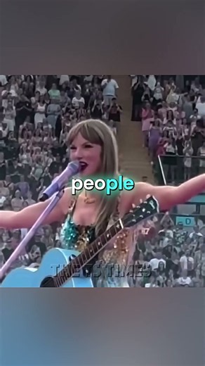 🤯💖 40,000 Ticketless Swifties At The Eras Tour! #TaylorSwift #ErasTour #Swifties #Shorts