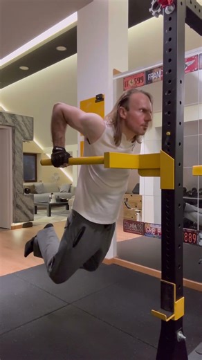 The Ultimate Lower Chest Builder: Chest Dips 🏛️ #motivation