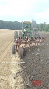JOHN DEERE Tractors Plowing #bigtractorpower #johndeere #tractor #agriculture #automobile | Big Tractor Power