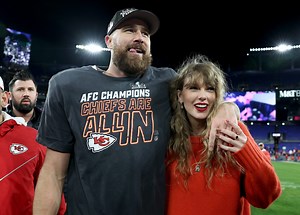 The Cutest Halloween Couples Costume of 2024: Taylor Swift and Travis Kelce