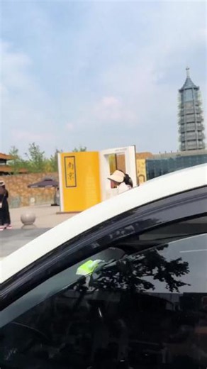 极速轨迹抖音团购福利：49元享原99元24小时豪华双人电车，无限续航全城免费换电，4.9分高评分值得信赖，周销量翻倍，速戳左下角抢！#我的真爱 #去想去的地方 #很哇塞的周末 #网红拍照点 #高档大气上档次