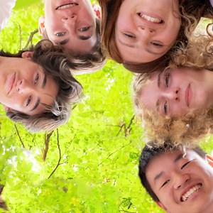 🇩🇪 You are looking for a summer program for your kids in Germany? The Humboldt-Institut offers German summer courses for kids and teenagers in 8 different locations. Courses are available on all levels, also for total beginners. Our all-inclusive packages comprise everything that young learners need: • Small classes • Family atmosphere • Intensive instruction • Language immersion • Reliable supervision 24/7 • Accommodation on campus • Leisure activities and excursions included Learn more about