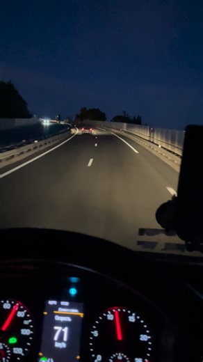 Xondamir Marufjonovich Isayev on Instagram: "oziyam 40 km yurib toxtadm vashe joy yoq"