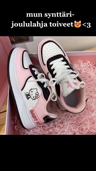 hello kitty💅😍 (@hellokitty.slayy)’s videos with hello kitty theme song - Kaleidoscope