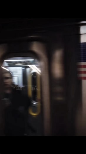 if u like this song it’s called “SET U FREE” and it’s out now on all platforms :) #music #singer #singersongwriter #artist #originalmusic