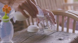 161K views · 523 reactions | The haakaa breast pump. Simple. Silent. Effective and genuine  See our many sizes, features and models plus all our added accessories to assist you in your breast feeding journey. Our original pump is also on sale for $20! Shipping to NZ and Aus at www.haakaa.co.nz  | Haakaa | Facebook