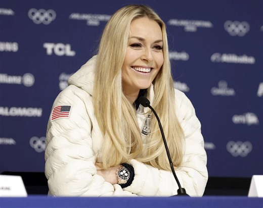 Lindsey Vonn Posts Inspiring Video of Her Doing Pull Ups in the Gym 6 Weeks After Gruesome Injury