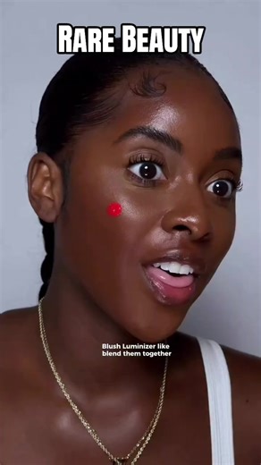 We're obsessed. ❤💫 She wears Soft Pinch Liquid Blush in Grateful and Positive Light Liquid Luminizer in Reflect. Find your Soft Pinch combo only @sephora, Sephora @Kohl’s, @SPACE NK and @Rare Beauty rarebeauty.com. #rarebeauty #blush #makeup #makeuptutorial #fyp