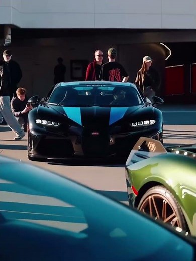 Lambo Blocks His Way😏#lamborghini#bugatti#hypercar#supercars#cars#car#caredit#shorts#subscribers