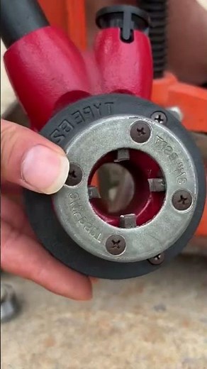 Handheld manual ratchet threader Hardware Tool #shortsfeed #shorts