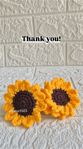 Cute crochet sunflower hair ties 🌻#crochetsunflower #crochethairaccessory #handmade #crochet #viral