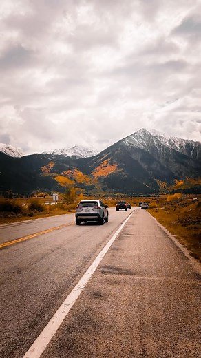 82 reactions · 11 shares | Twin Lakes, Colorado in the Fall! #TwinLakesColorado #ColoradoFall #AutumnAdventures #GoldenAspens #RockyMountainBeauty #FallFoliage #NatureInColorado #ScenicViews #ExploreColorado #MountainMagic #FallColors #TwinLakesViews #AutumnVibes #ColoradoScenery #NatureLovers | Colorado Wild Adventures | Facebook