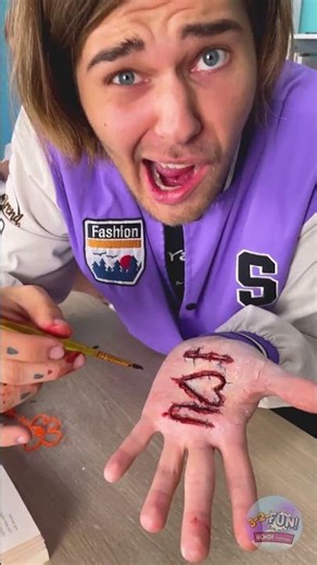 Herzschmerz oder Scherz? 😂❤️ #Lachen #Überraschung #Shorts