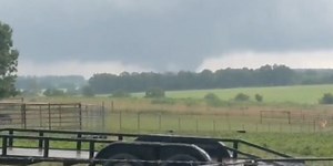 CAUGHT ON CAMERA: Viewer captures strong storm over Aurora, Mo. Sunday