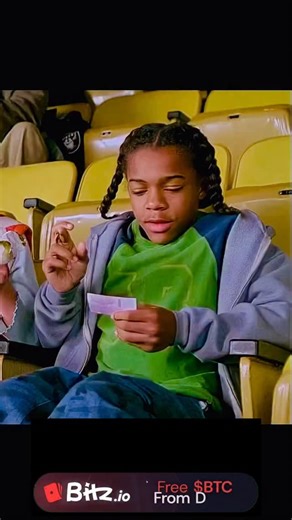 FlickVibe Movies on Instagram: "🏀 Like Mike (2002) — Movie ⸻ CAST • Lil’ Bow Wow as Calvin Cambridge • Morris Chestnut as Tracy Reynolds • Jonathan Lipnicki as Murph • Robert Forster as Coach Williams • Clifton Powell as Frankie Campbell ⸻ 🎞️ NARRATION Like Mike is a fun, family-friendly sports comedy about dreams, talent, and believing in yourself. Calvin Cambridge, a young orphan, discovers a pair of magical sneakers once owned by a basketball superstar. When he puts them on, he suddenly gai