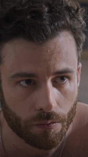Yo, adolescente | Hay infinitas maneras de romper una relación. Esta no la conocías 💌 Ya llega #300Cartas al cine; del director de Yo Adolescente. | Instagram