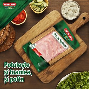 43K views · 152 reactions | Acel moment când ai ajuns acasă de la muncă și îți potolești rapid foamea, dar și pofta cu un sandviș cu Mușchi Țigănesc. Mâna sus cine face la fel! 駱 | Cris-Tim | Facebook