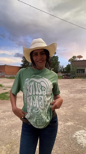 Angela Flores on TikTok