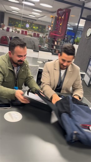 COLDWELL BANKER MASAL on Instagram: "Brokerımız’ın O Hamlesi Bütün Taşları Yerine Oturttu 🙂 #kesfet #fyp #fypage #kesfetteyiz"