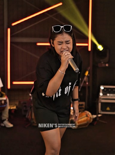 Nemen — Niken Salindry (Lirik Lengkap & Karaoke)
