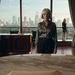 My daughter-in-law looked me straight in the face and said, “Tonight you pack your things and move out, there’s no place for you here anymore.” She had no idea the apartment on the floor right above was in my name, and that that night I would be the one deciding who was allowed to stay in this home. That was the night their whole married life really flipped upside down. I was standing in the middle of my son’s open-plan living room in a high-rise in Midtown New York. The TV was on mute, playing 