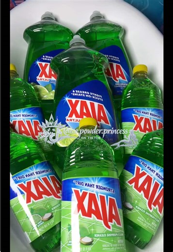 🫧💚 Sudsy Tote 💚🫧 Missing you. 🫶🏽 Thank you for keeping me company on LIVE the other 2 nights and mornings. 🫂 I promise I will have some fresh content for you sometime in February. 🥶 I hope we can do this again soon. 💌 What did I say before I squeezed the very first sponge?👀🤭 P.S: If you want the bathtub fake rinse, leave a 💚. Sponges: @•SqueezeRelax• @𝚗𝚒𝚔🫧🖤 @mayracontreras9582 @KK🩵🧖‍♀️ @BLAREZ @SimplySuds1214 @shorty got sponges 🧽 ✨ #cleantok #asmr #spongesqueezing #fyp #ajax