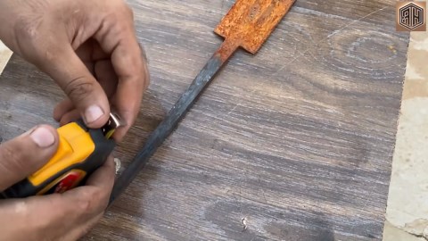 Watch how I transformed this rusty sword!