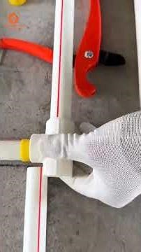 install a PPR hot water return pipe in the floor#plumbingpro #plumbingsolutions #commercialplumbing