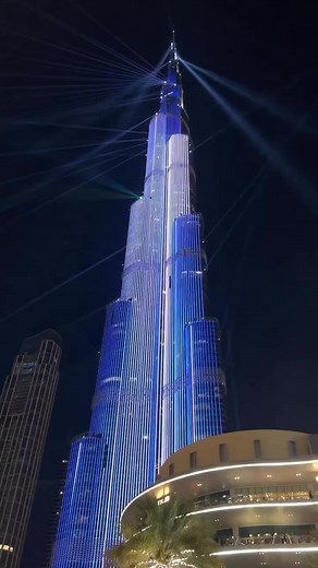 Welcome to the epicenter of luxury and innovation - Dubai. Our #DubaiCityTour is a passport to the city's most enchanting sights and experiences. Book Private Dubai tour at https://www.busrentdubai.ae/dubai-city-tour/ Witness the spellbinding spectacle of the Burj Khalifa, piercing the skies. From its pinnacle, bask in the panorama of this city of wonders, shimmering under the desert sun. ⚓ Then, set your sights on the sail-shaped Burj Al Arab and the man-made marvel of Palm Jumeirah. Both are v
