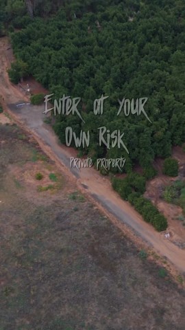 IVAN EQUIHUA on Instagram: "Midgetville a long forgotten mysterious community presumably constructed for little people. These tiny communities can be found in several states including Virginia, Pennsylvania, and New Jersey, but the most mysterious of all of the Midgetvilles is rumored to be found in Southern California. A longstanding legend in the Long Beach, Claremont & Riverside was where Midgetvilles were constructed during the heyday of performers in the 1930’s. Although the tiny village al