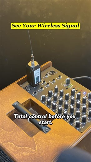 ACEMIC RT-1: Real-Time Spectrum Monitoring for Wireless Microphones📶 Are you tired of unexpected audio dropouts or interference during your live shows? 😰 Not sure what’s happening in the air around you? Stop guessing and start seeing! With the ACEMIC RT-1, we bring you professional Real-Time Spectrum Monitoring for Wireless Microphones, giving you total visual control over your sound environment. Why is this a game-changer for your setup? 🔍 One-Button Scanning: Instantly visualize RF signal a