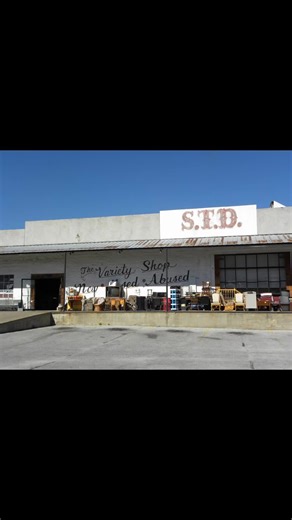 We love thrifting in our household! #thrifting #strangethings #frugalliving #dolls #creepy