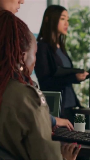 Privilege Escalation Explained in 60 Seconds 🔥 #cybersecurity #onlinesafety#shortsfeed#shorts