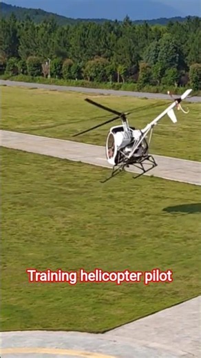 Training helicopter pilot #helicopter #helicopterflight #aviation