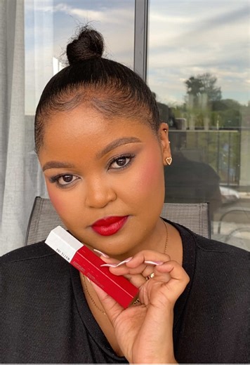 Valentine’s may be over, and some promises might have faded, but your lipstick won’t!💋 The Maybelline New York SuperStay Matte Ink Liquid Lipstick delivers up to 16-hour wear with bold colour and a true transfer-proof finish. Which one’s your favourite shade? @MaybellineAfrica #MaybellineSA #MatteInkLipService #AllTalkNoAction