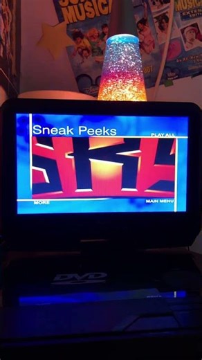 Sneak Peeks Menu from Herbie: Fully Loaded 2005 DVD