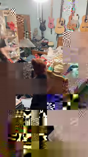 THE CORE 4 STEPS YOU NEED TO DECLUTTER & ORGANIZE YOUR HOME: 1. Clear-Out 2. Categorize 3. Cut-Out 4. Contain #organizing #organizingtips #core4method #decluttering #declutter #professionalorganizer decluttertips #bedroomorganizing | Kayleen Kelly Home Organizing