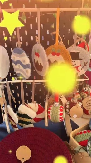 Plumstead Community Market on Instagram: "🎄 Plumstead Community Market 🎅🏻Christmas Edition! 🎄 Come and join us for the last market of the year at St. Mark’s Hall, Old Mill Road, Plumstead SE18 1QE! TODAY 📣 Saturday, 20th December Time: 11:00 AM – 4:00 PM ✨ Enjoy a festive day filled with: • Plumstead Chamber Hall performance at 1:00 PM • watercolour Workshop with Andrew Relay • Unique, handmade gifts from local crafters, producers, and artists • Delicious coffee and treats ✨ For the little 