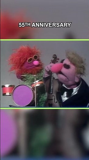 On this day in 1971, The Muppets took the stage on The Ed Sullivan Show! 🎤✨ #shorts