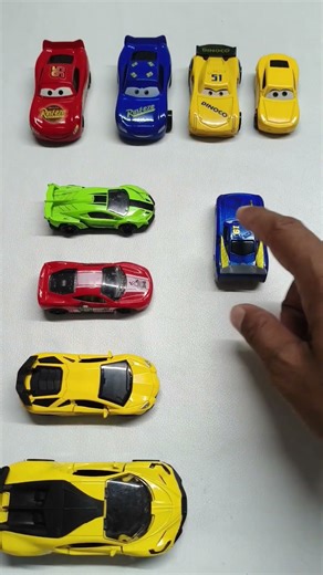 Red race car crying 😭😭😭