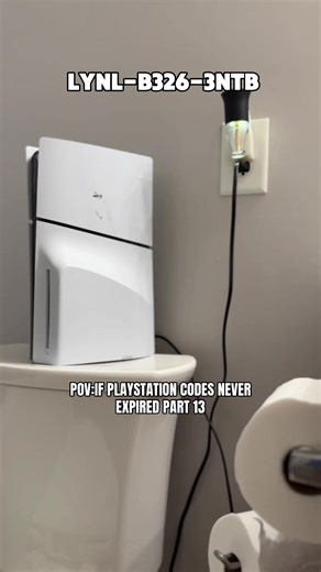 PLAYSTATION CODE IN THE BATHROOM 🚽 😱 #playstation #comedy #funny #playstationcard #1millionviews @PlayStation