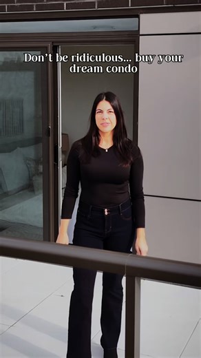 Modern, bright and open-concept living in the heart of downtown Kitchener. Everybody wants these two-storey premium penthouse-style residences at SkyTowns. Ready to elevate your lifestyle? Connect with us for more information: 📧 info@regoteam.com ☎️ 519.804.4000 🛜 regoteam.com/contact #realestate #dreamhome #luxuryliving #lifestyle #forsale #luxurylifestyle #modernliving #trend #trendingnow | Rego Team