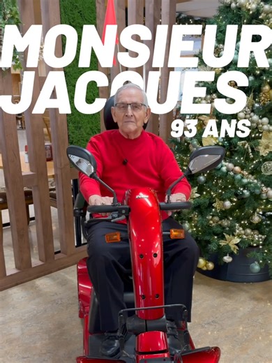 Bonne année tout le monde ! 🥳 #tiktokquebec #sq #police #fyp #bonneannée2026