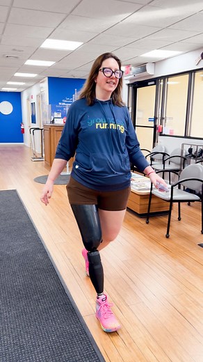 9.5K reactions · 149 shares | Kim, an above-knee amputee, effortlessly showcases her smooth gait and outstanding prosthetic control 料✨ #strength #prostheticknee #amputeelife | A Step Ahead Prosthetics | Facebook